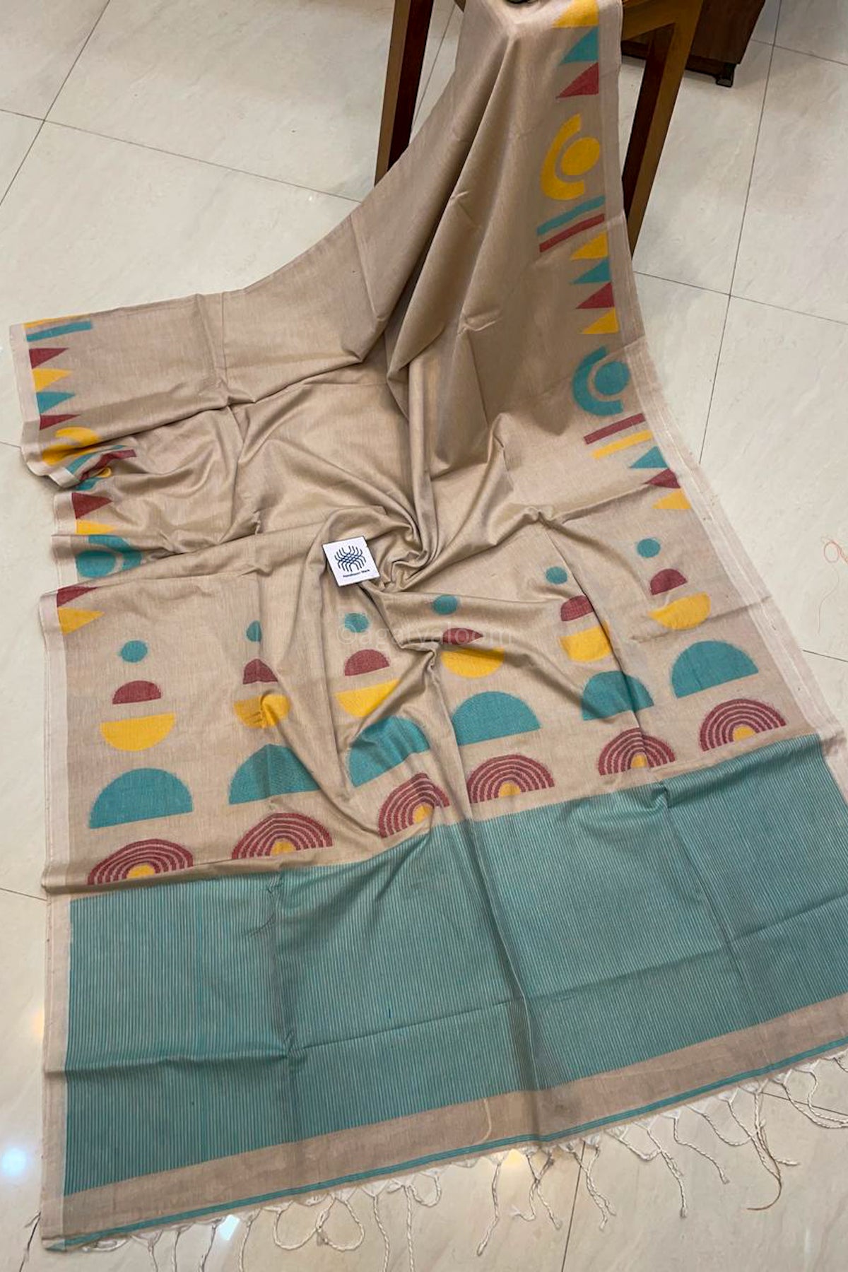 Dhara Khadi (Saree)