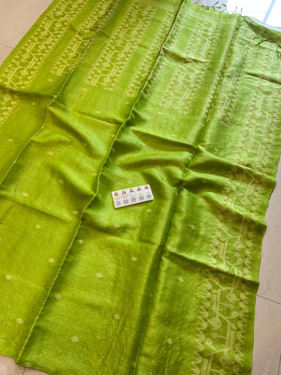 Shubeera Jamdani (Saree)