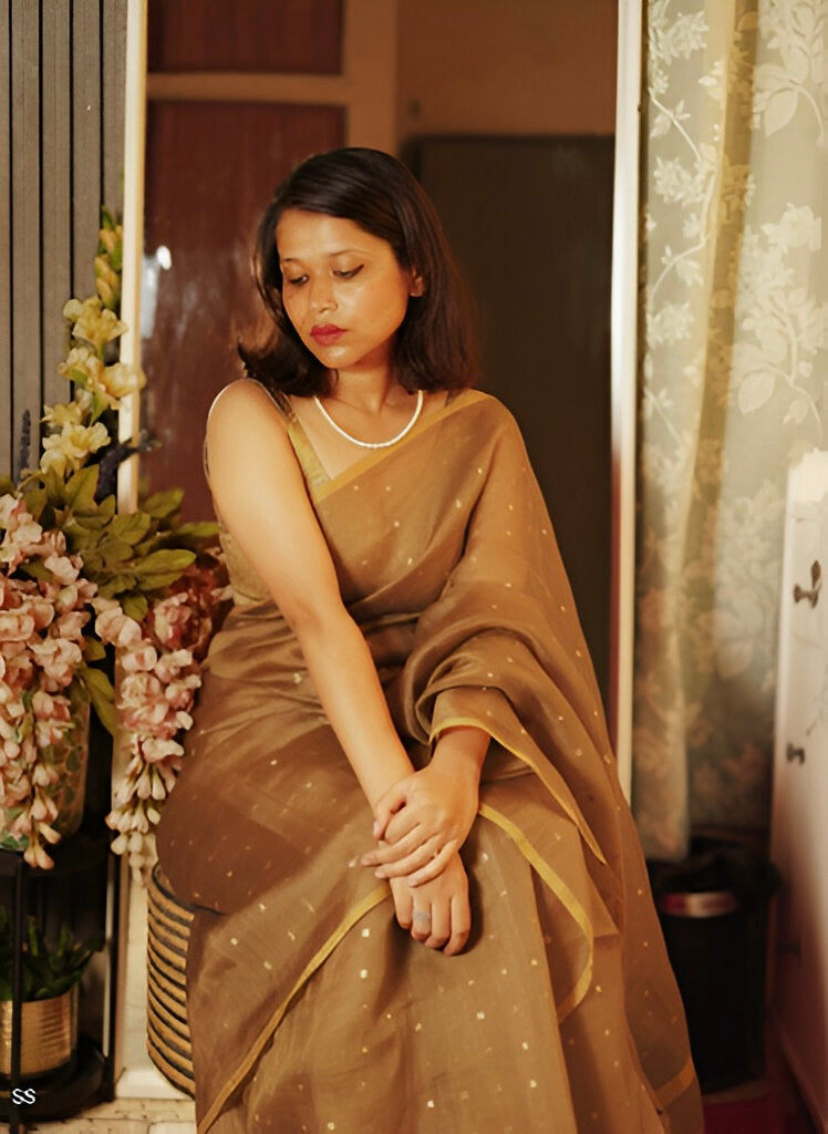 Sunehri Matka (Saree)