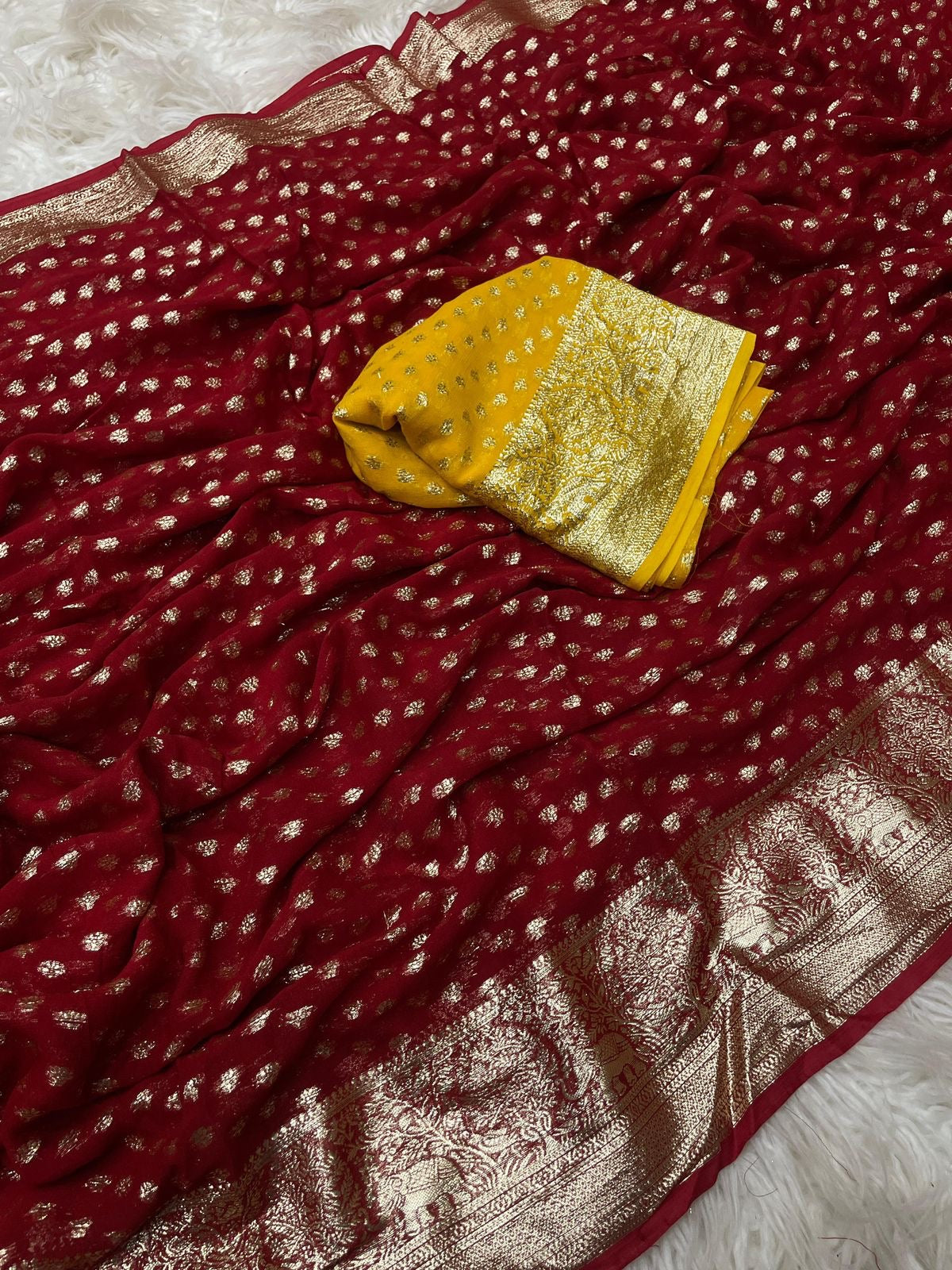 Sheena (Saree)