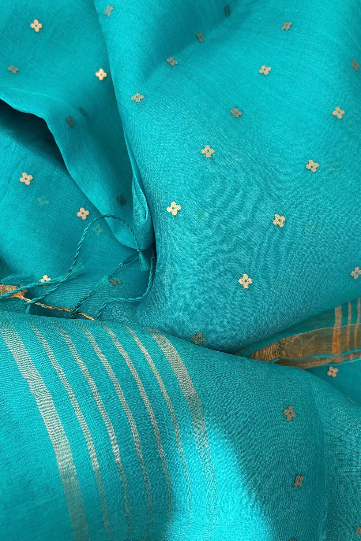 Moonlit Whisper Matka (Saree)