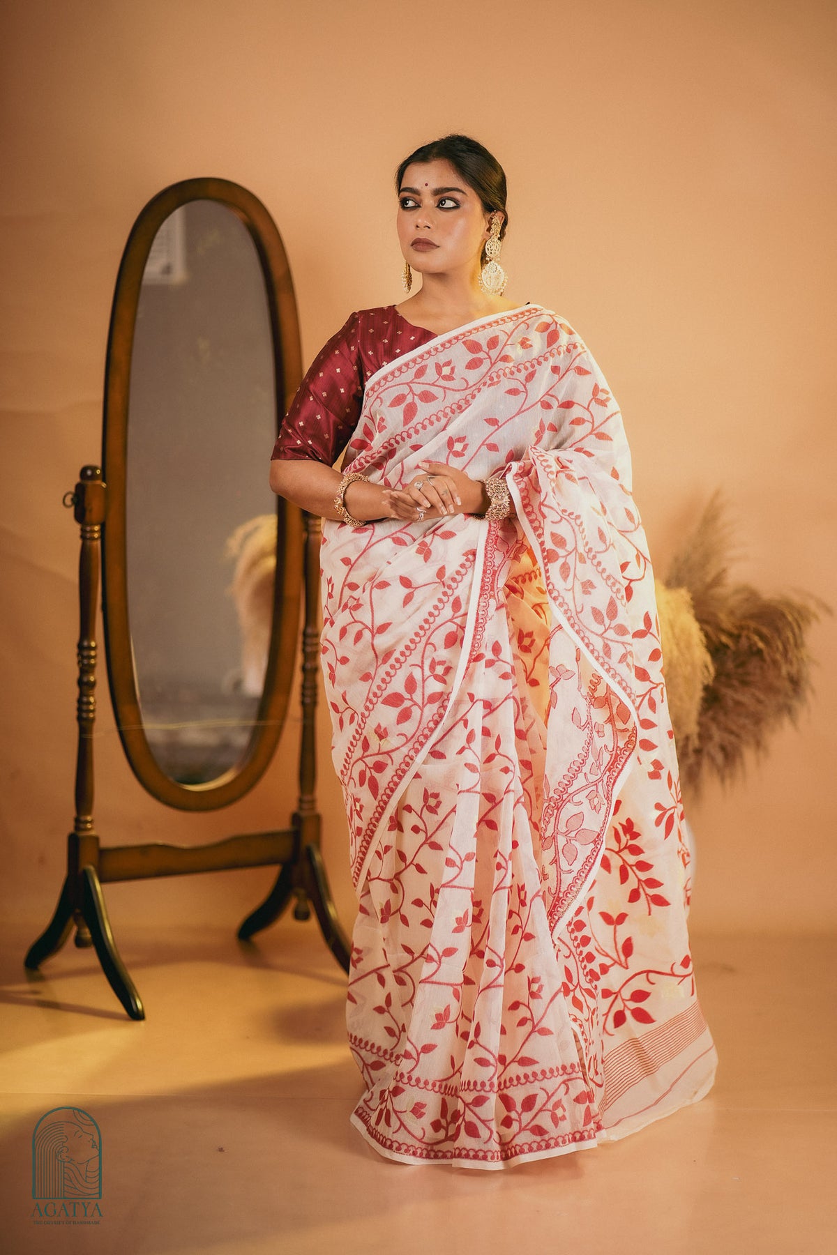 Shimona (Saree)